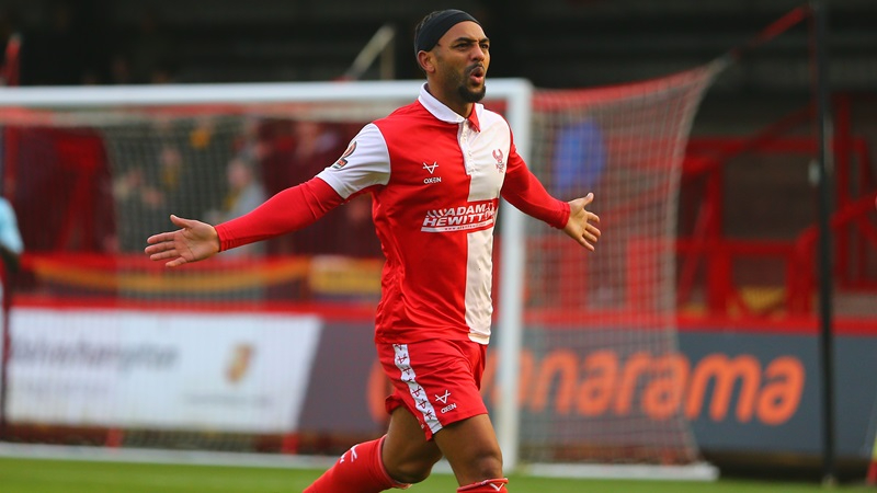 Hemmings departs