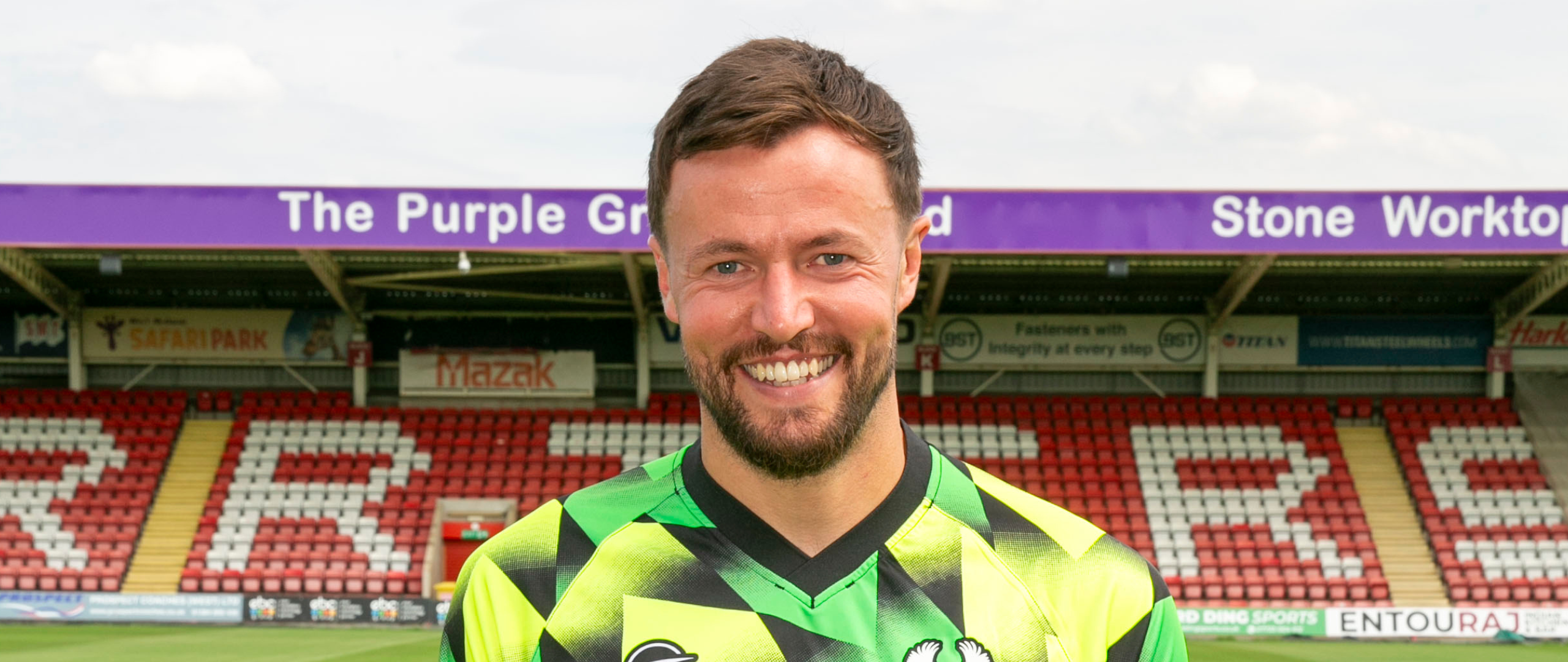 Richards added to squad